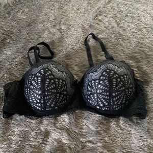 Black lace bra